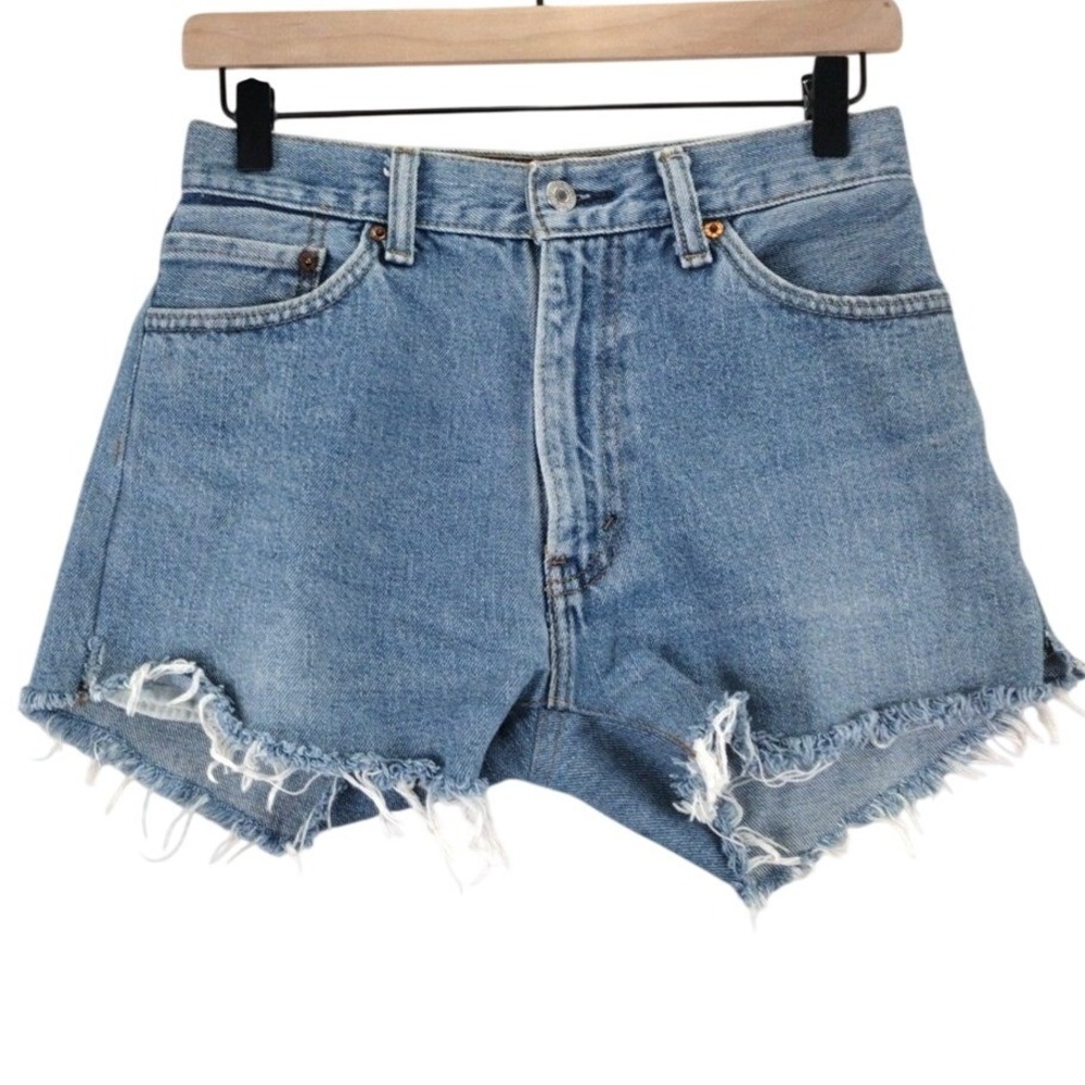 Levi's 505 Denim Cutoff Shorts Distressed Frayed Hem Light Wash‎ Women's Size 32